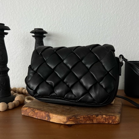 Handbags - SOLD ❌ BLACK CLOUD CROSSBODY SHOULDER BAG